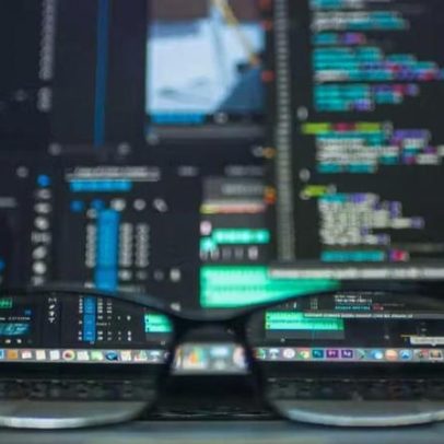 Mercados devem seguir o exterior; Nvidia e ata do Fed no radar