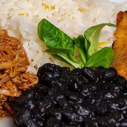 Nutricionistas indicam arroz e feijão como base da alimentação