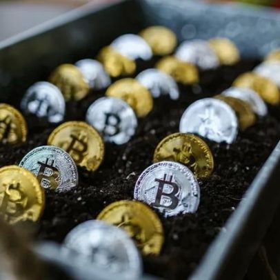 Reino Unido amplia sanções, mira redes de criptomoedas ligadas à Rússia