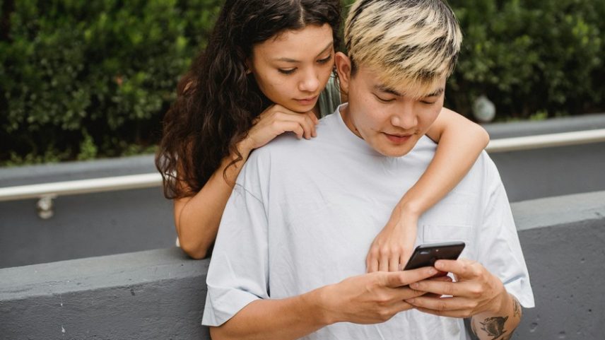 IA analisou mais de 12 anos de mensagens do casal — Foto: Pexels