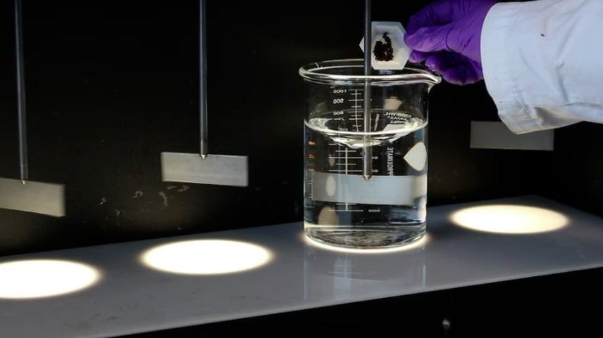 Compostos PFAS, conhecidos como “químicos eternos”, persistem por décadas na água e no ambiente. — Foto: Universidade de British Columbia
