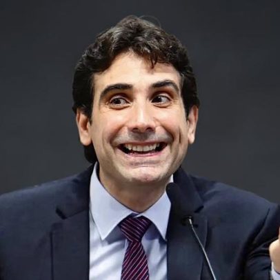 Galípolo afirma não haver rivalidade entre Pix e cartão de crédito