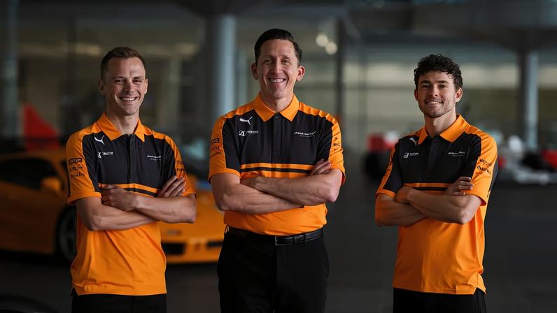 Laurens Vanthoor, James Barclay e Mikkel Jensen para a McLaren