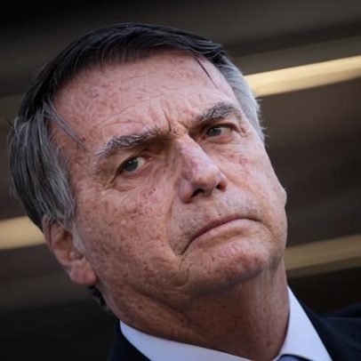 Michelle atualiza estado de saúde de Bolsonaro após cirurgia no ombro
