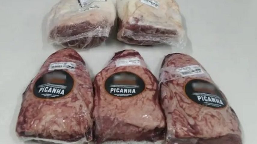 Imagem colorida mostra peças de picanha