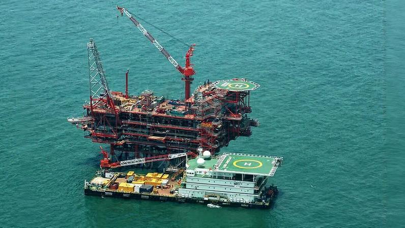 Plataforma offshore de óleo e gás da bp na Índia — Foto: Divulgação/BP