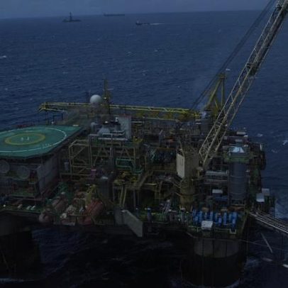 Brasil atinge recorde de produção de petróleo em meio a conflitos no Irã
