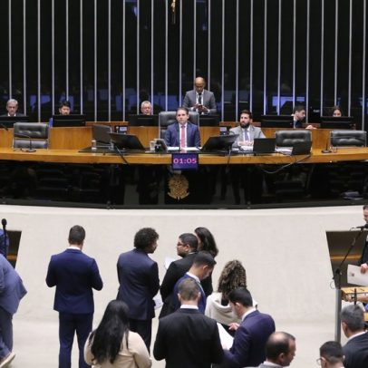 Câmara vota projeto sobre minerais críticos na véspera da ida de Lula aos EUA