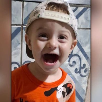 Bebê de 1 ano morre atropelado pelo pai na garagem de casa em SC