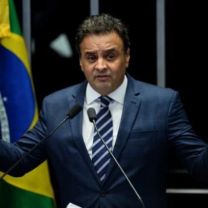 Aécio diz que ouvirá segmentos da sociedade antes de decidir candidatura