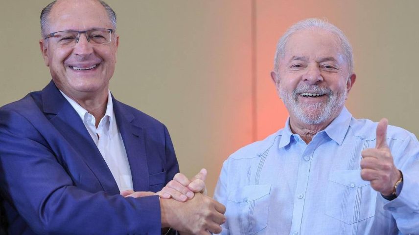 Lula e Alckmin tomarão posse em 1º de janeiro, em Brasília