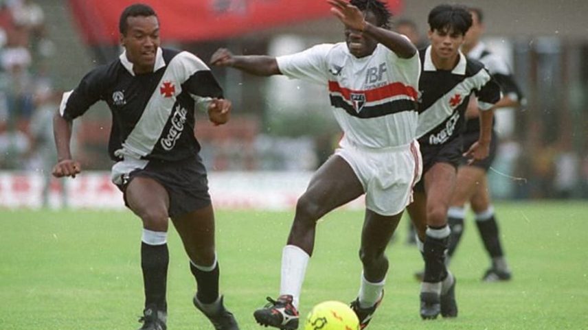 Pimentel durante sua passagem pelo Vasco, onde viveu os melhores momentos de sua carreira. (Foto: Vasco)