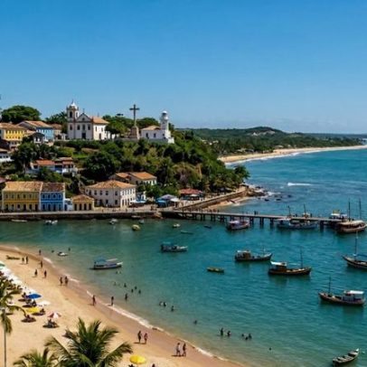 Porto Seguro, Bahia: marco de pedra lembra início do Brasil