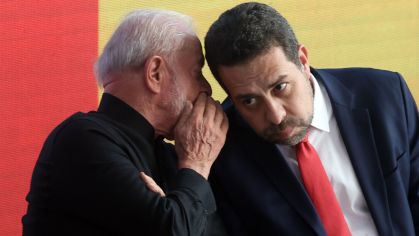 Presidente da República, Luiz Inácio Lula da Silva, participa de cerimônia de posse do Secretário-Geral da Presidência da República, Guilherme Boulos, realizada no Palácio do Planalto