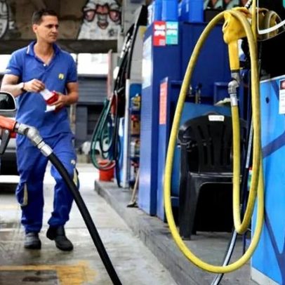 Governo reduz estimativa e propõe subsidiar R$ 0,44 por litro de gasolina