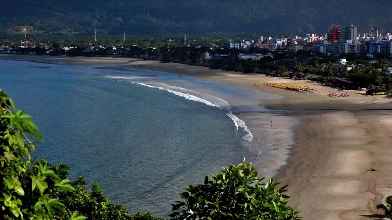 Praia da Enseada, no Guarujá