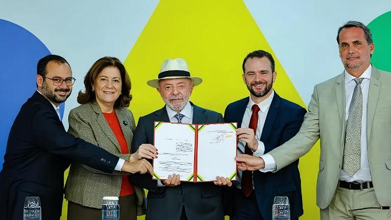 Presidente Lula durante assinatura do Desenrola 2.0