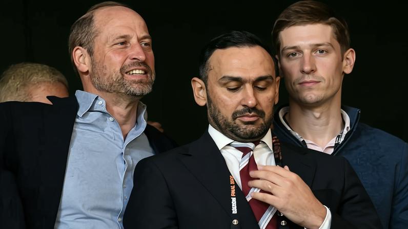 Príncipe William celebra vitória do Aston Villa sobre o Freiburg na final da Liga Europa