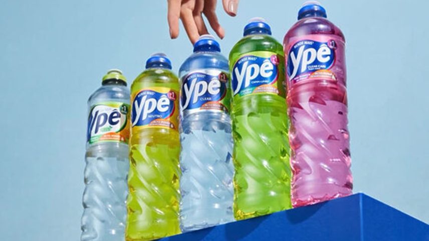 Imagem colorida de detergente da marca ypê