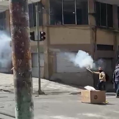 Protestos na Bolívia se intensificam com uso de gás lacrimogêneo
