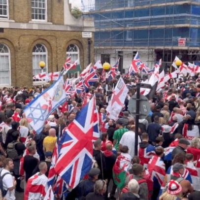 Milhares participam de manifestações pró-Palestina e anti-imigração em Londres