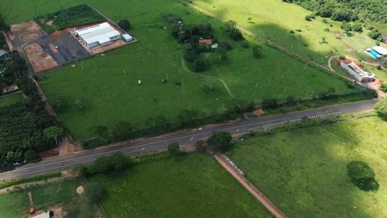 Vista aérea de Neves Paulista SP ao entardecer