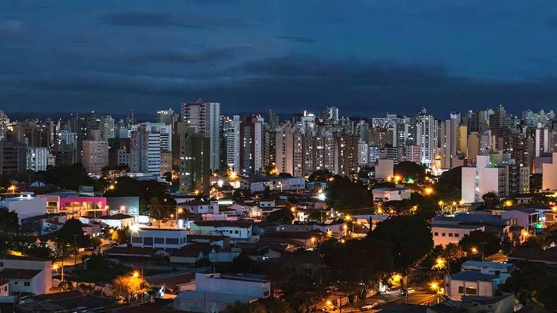 Skyline de Campinas SP ao entardecer. Crédito: Portal Loft.