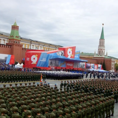 Putin celebra Dia da Vitória em meio a preocupações com a Ucrânia