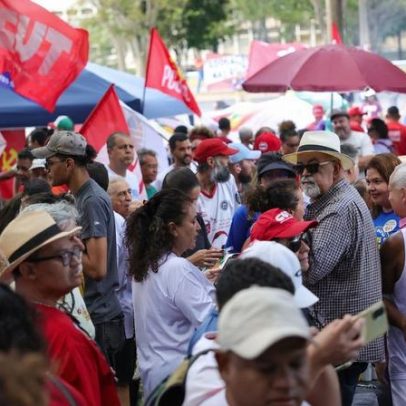 Sindicatos protestam por descanso adequado e fim da escala 6x1