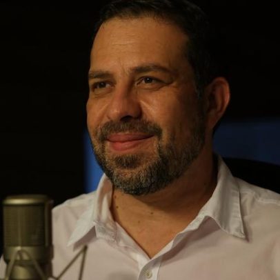 Datena recebe Guilherme Boulos nesta terça-feira
