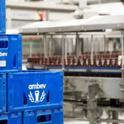 Ambev dispara mais de 10% com lucro de R$ 3,9 bi e surpresa no Brasil
