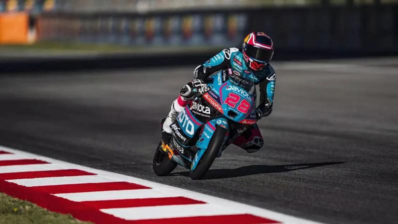 Máximo Quiles vence GP da Catalunha após disputa até a última curva