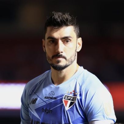 Torcida do São Paulo está impaciente com Rafael, diz Arnaldo