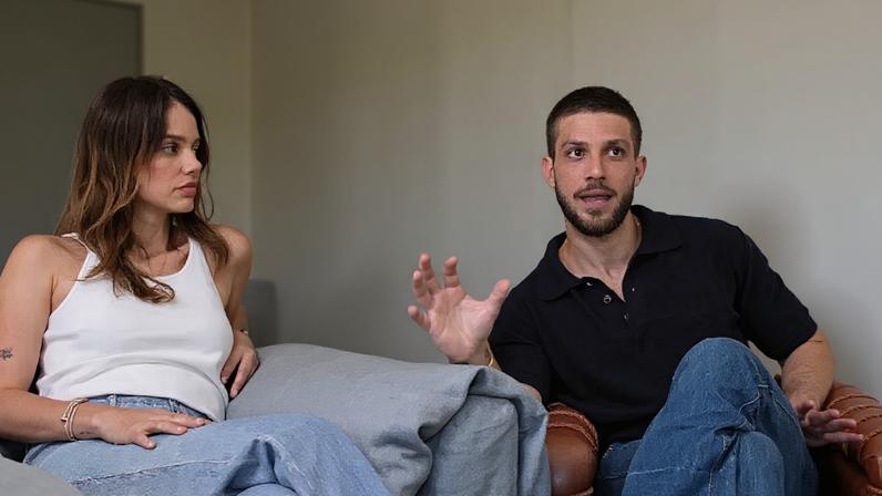 Como é a casa de Chay Suede, o Pedro da novela Quem Ama Cuida