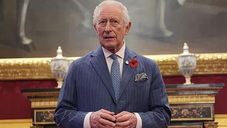 O rei Charles III durante uma recepção para o Prêmio Rainha Elizabeth de Engenharia de 2025, no Palácio de St. James, em 5 de novembro de 2025, em Londres, Inglaterra