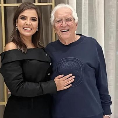 Carlos Alberto e Renata de Nóbrega comemoram 8 anos de casamento em jantar