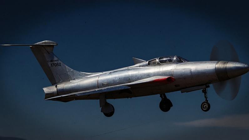 Republic XF-84H, modificação turboélice do RF-84F; avião tem o recorde de ser o mais barulhento do mundo