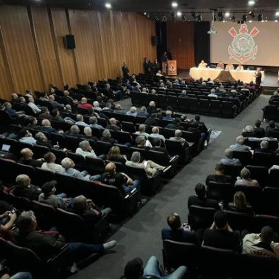 Corinthians retoma votação sobre estatuto e debate controle de SAF