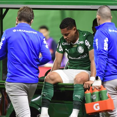 Cirurgia de Vitor Roque é bem-sucedida, atacante do Palmeiras retorna após a Copa