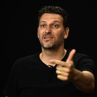 Elano revela desafios na base do Santos, visita Robinho e Neymar não está feliz