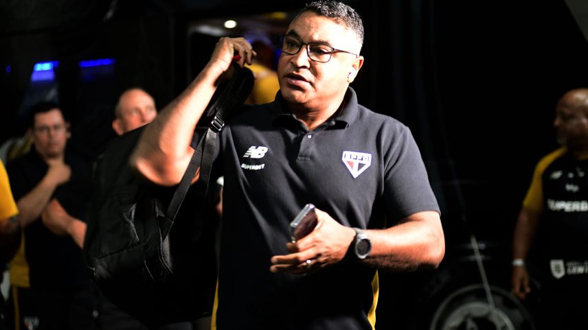 São Paulo terá que mudar logísitica de viagem ao Chile — Foto: Marcos Ribolli