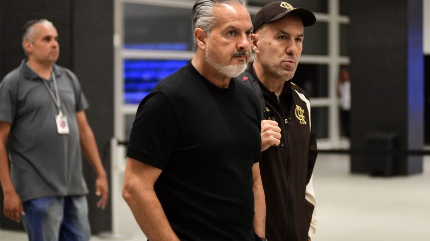 Diretoria e comissão técnica do Flamengo definem perfil de reforços — Foto: Marcos Ribolli