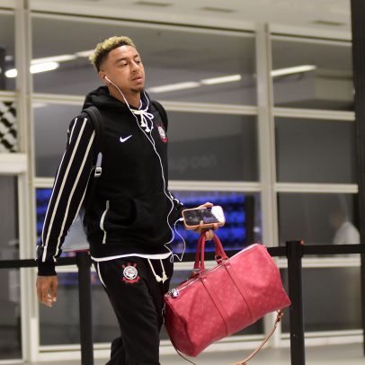 Lingard deixa o Corinthians para viajar à Inglaterra por saúde da família