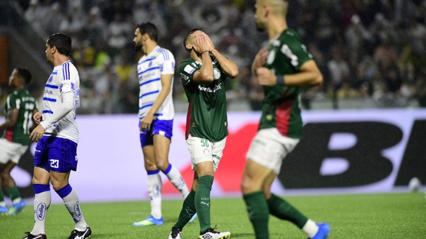 Arthur em Palmeiras x Cruzeiro — Foto: Marcos Ribolli