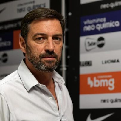 Duilio Monteiro Alves renuncia ao título de sócio do Corinthians