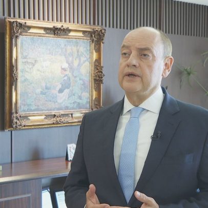 Ricardo Couto troca 20 cargos do 1º escalão e exonera 2,7 mil no RJ