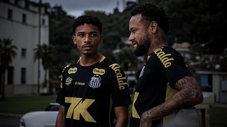 Neymar deve dar um pedido de desculpas público para Robinho Jr