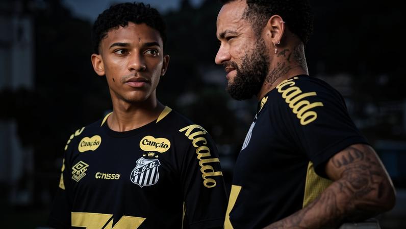 Notificação a Robinho Júnior pode prejudicar chance de Neymar na Copa