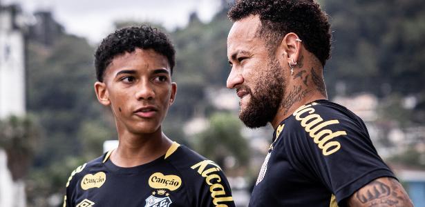 Neymar e Robinho Jr. em treino do Santos