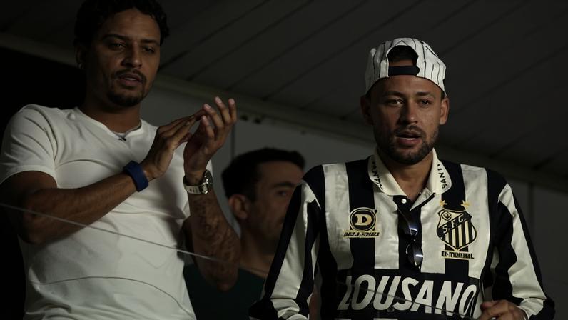 Rodrygo, do Real Madrid, e Neymar, do Santos, acompanham Santos x Deportivo Cuenca, na Sul-Americana